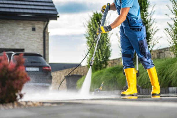 Why Choose Our Certified Pressure Washing Experts for Your Project Needs in Carrizozo, NM?